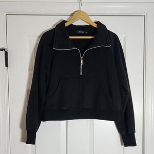 Black Half-Zip Pullover Sweatshirt Size M